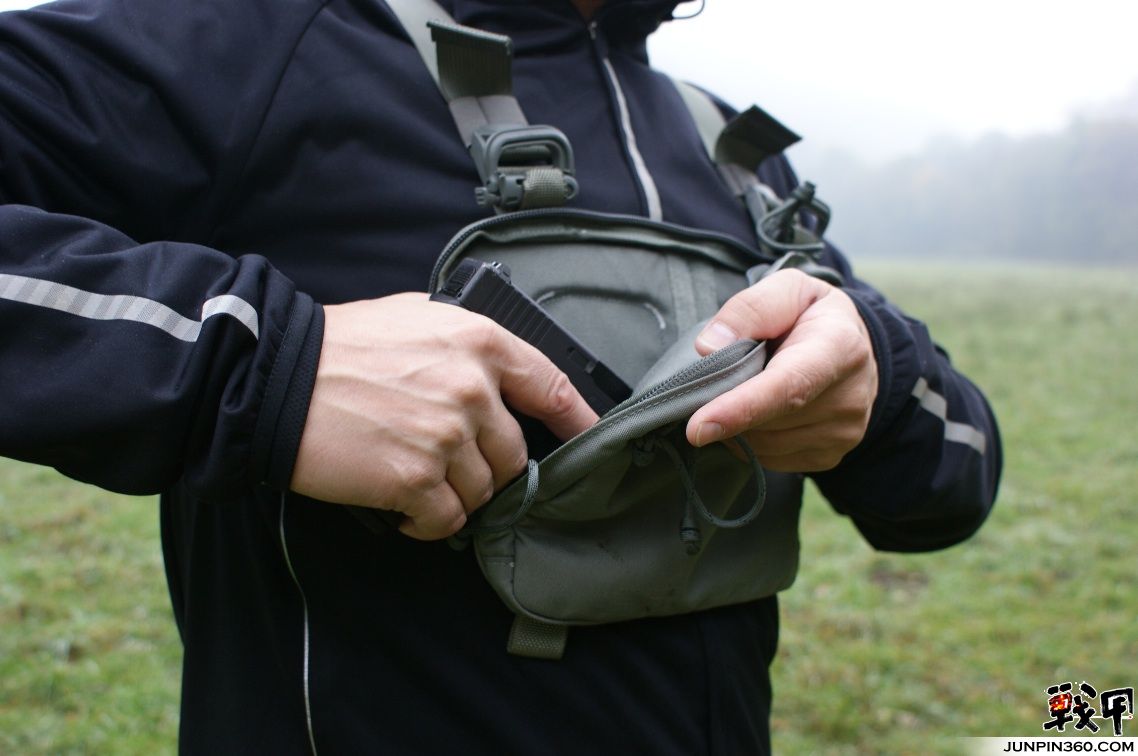 Hill-People_-Runners_Rig_5.jpg