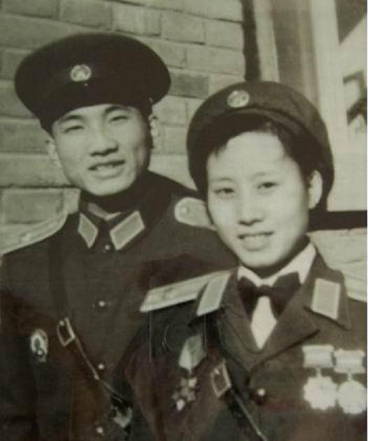 解放军55式军服装备始末