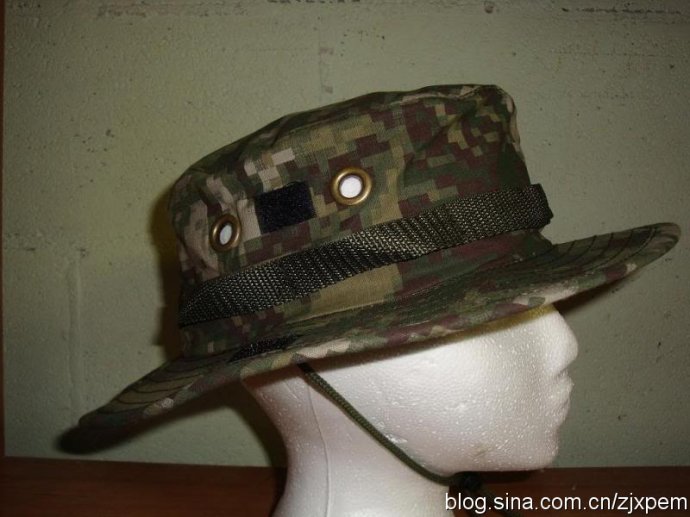 秘鲁数码<a href=http://www.micmoe.com/clothes/clothes/ target=_blank class=infotextkey>迷彩服</a>（AMAPAT和PACIPAT）