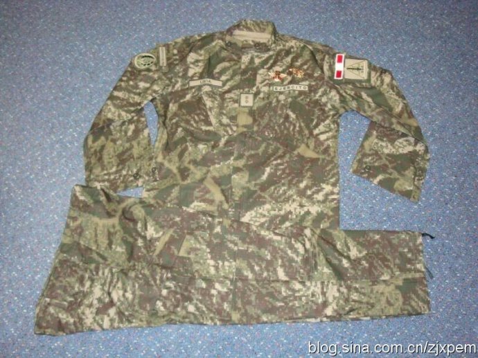 秘鲁数码<a href=http://www.micmoe.com/clothes/clothes/ target=_blank class=infotextkey>迷彩服</a>（AMAPAT和PACIPAT）